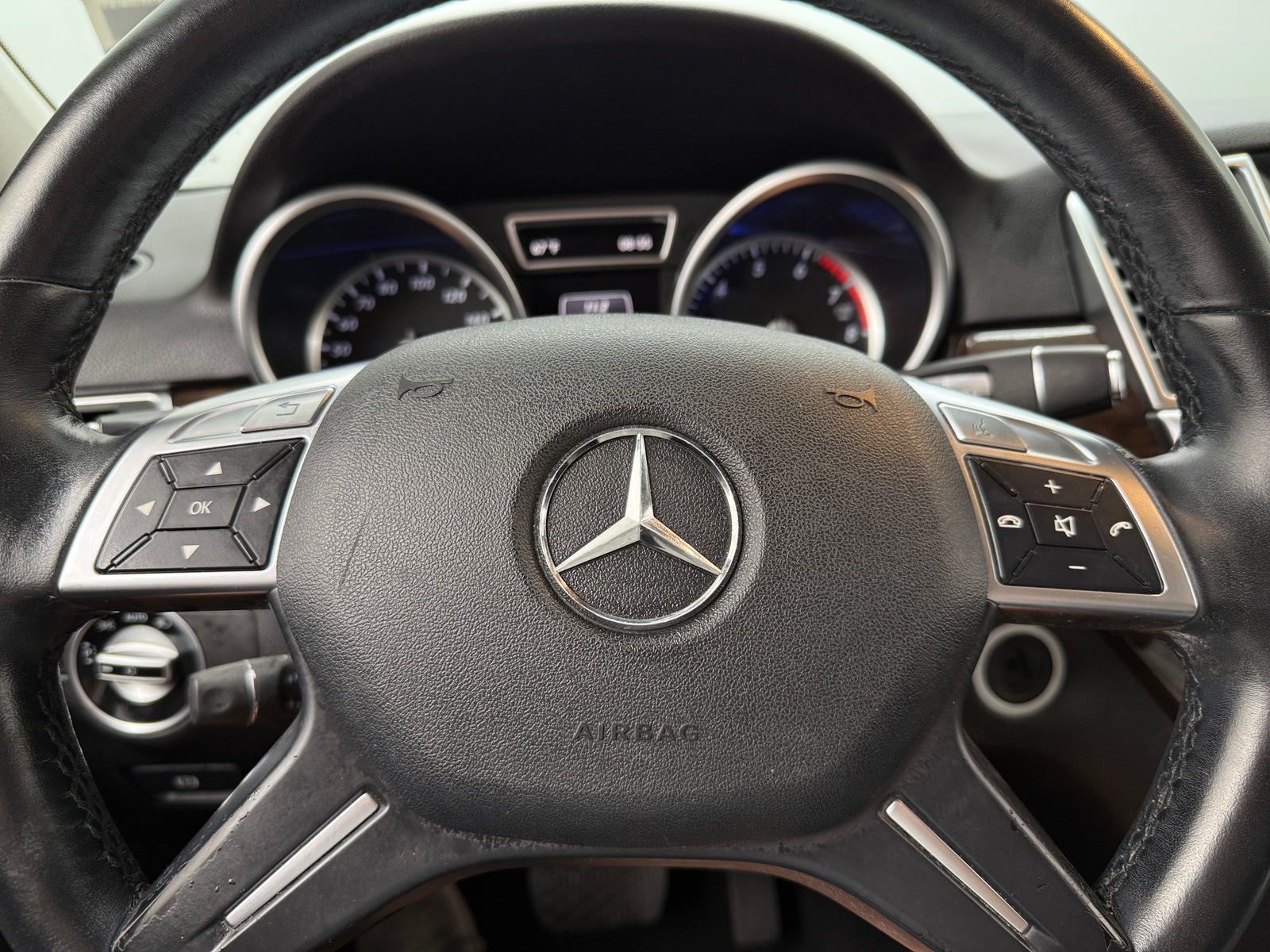 Thumbnail: 2013 Mercedes-Benz M-Class - 4