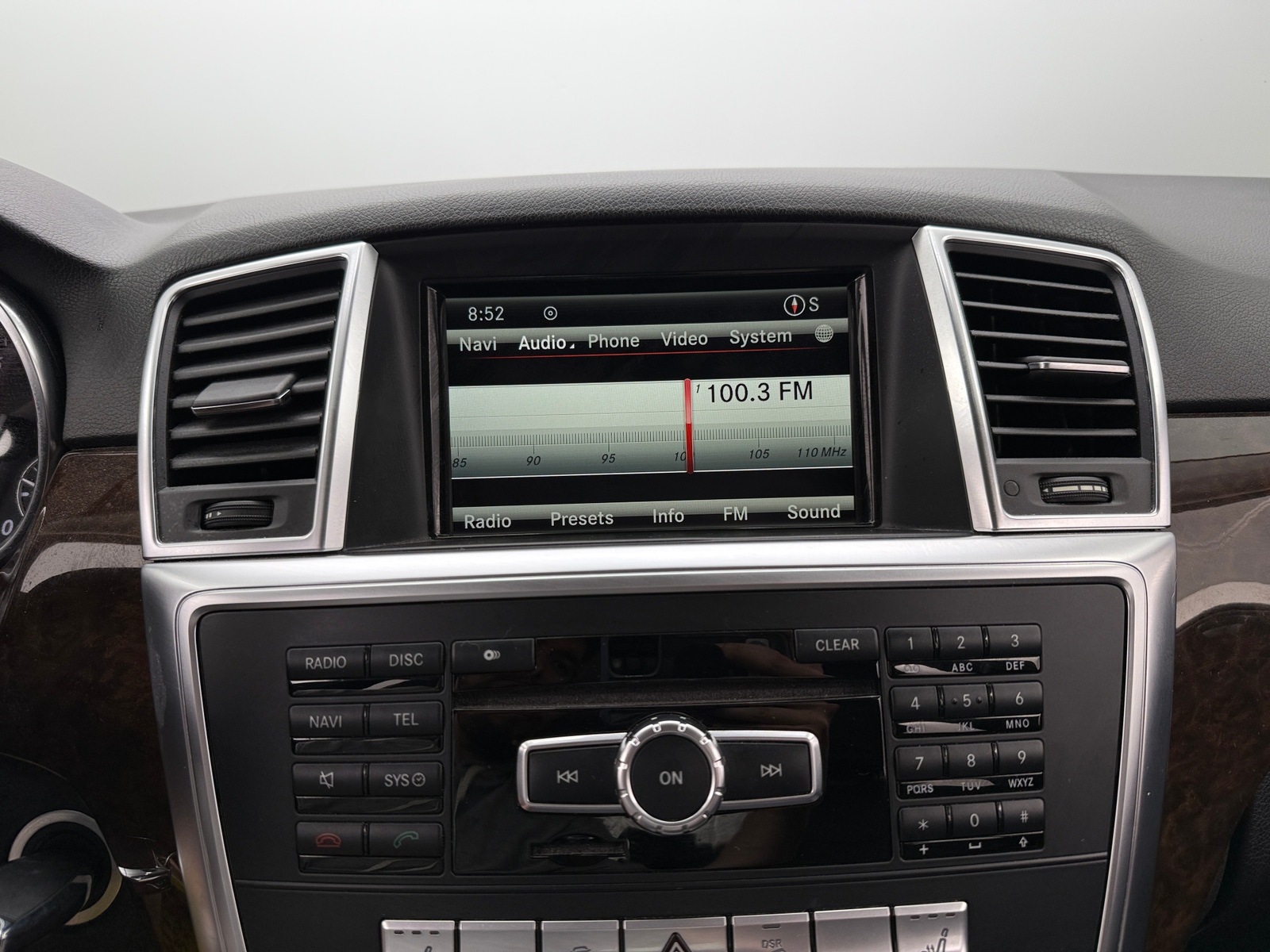 Thumbnail: 2013 Mercedes-Benz M-Class - 3