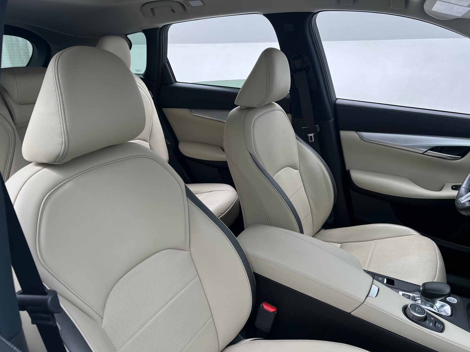 Thumbnail: 2022 INFINITI QX50 - 2