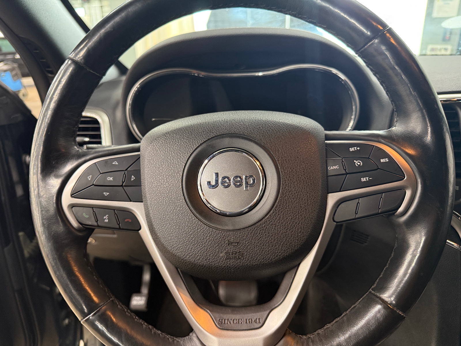 Thumbnail: 2018 Jeep Grand Cherokee - 4