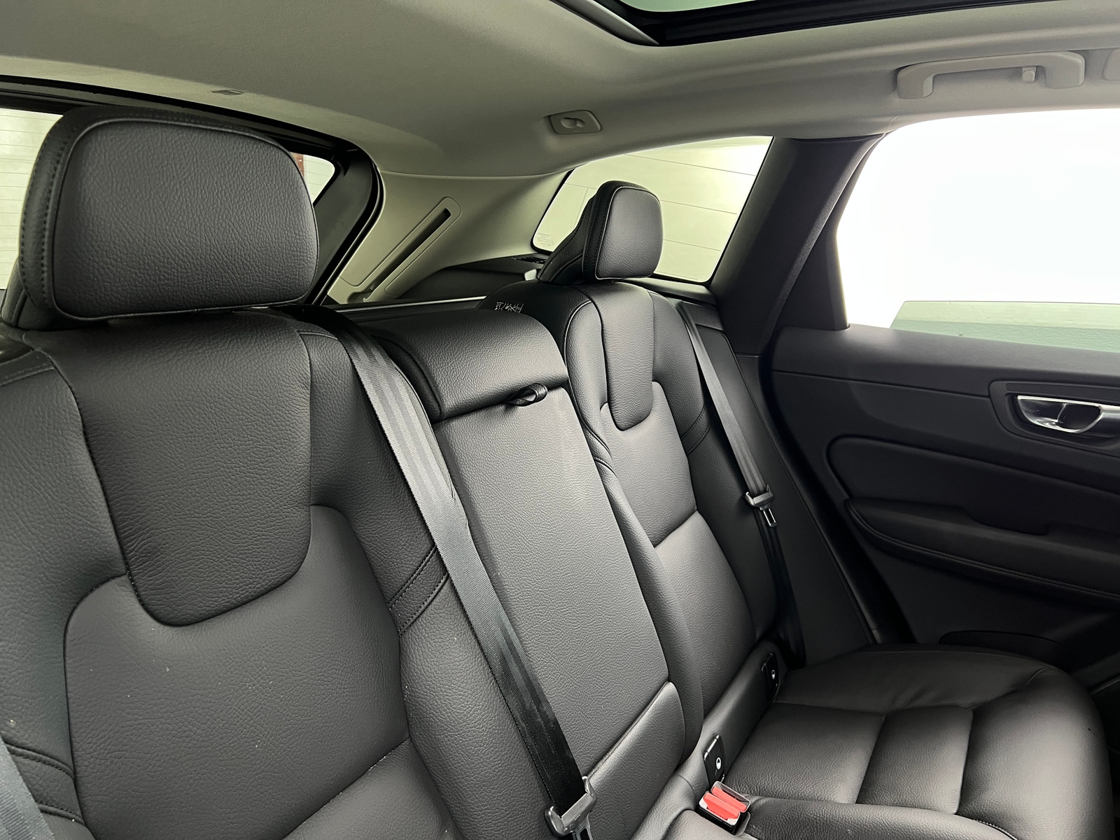 Thumbnail: 2023 Volvo XC60 - 5