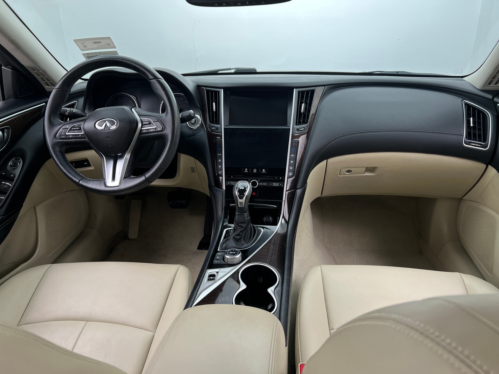 Thumbnail: 2019 INFINITI Q50 - 2