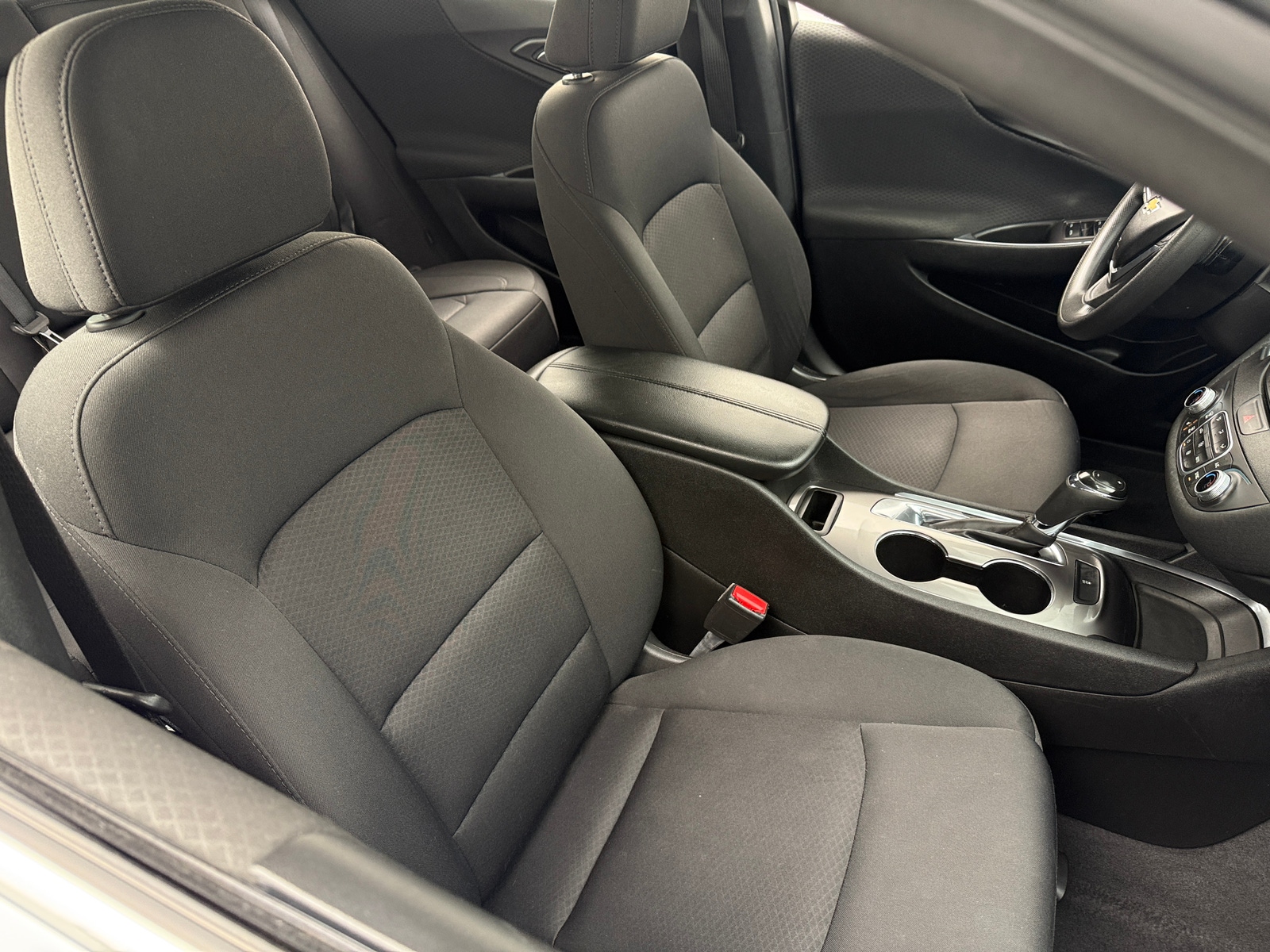 Thumbnail: 2019 Chevrolet Malibu - 2