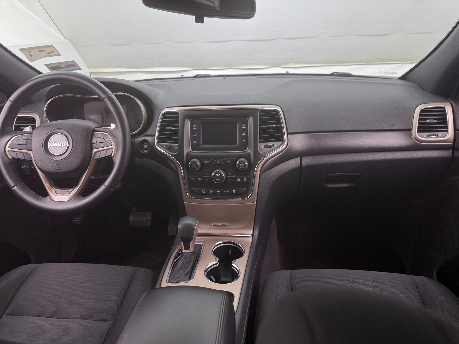 Thumbnail: 2016 Jeep Grand Cherokee - 3