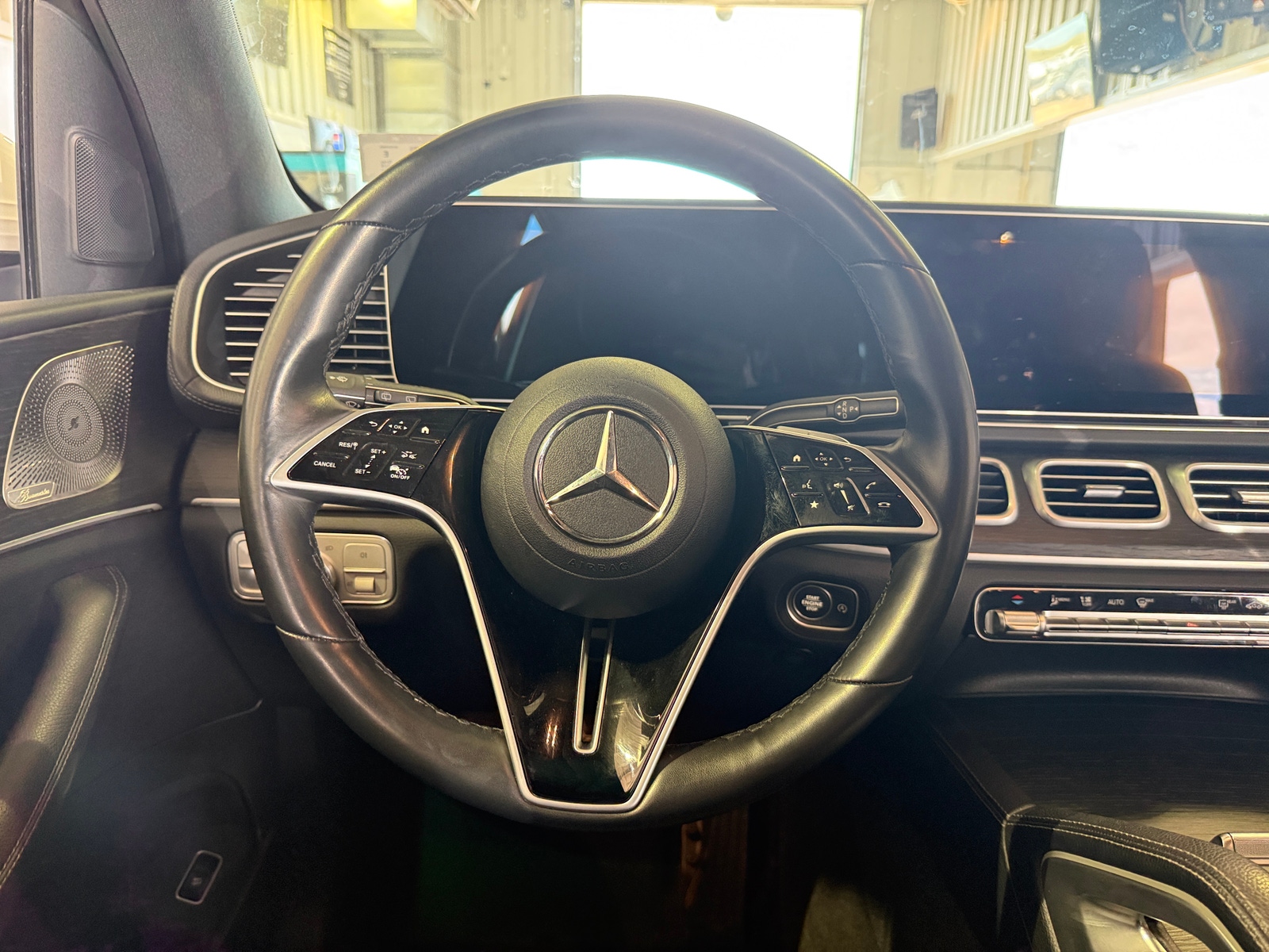 Thumbnail: 2024 Mercedes-Benz GLS - 4