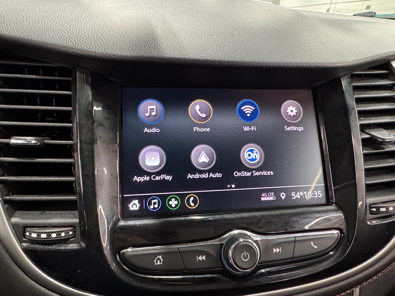Thumbnail: 2020 Chevrolet Trax - 4
