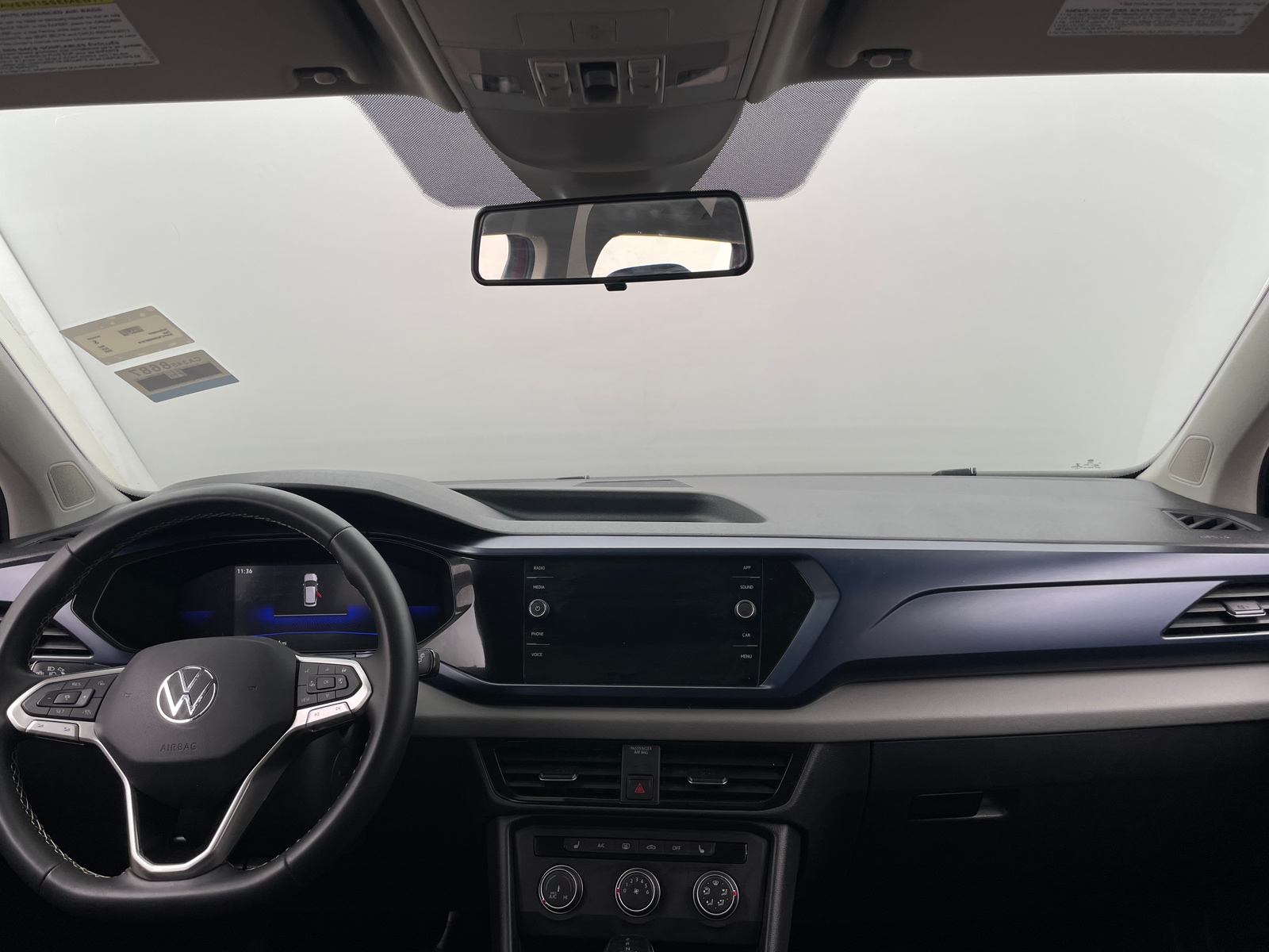 Thumbnail: 2022 Volkswagen Taos - 2
