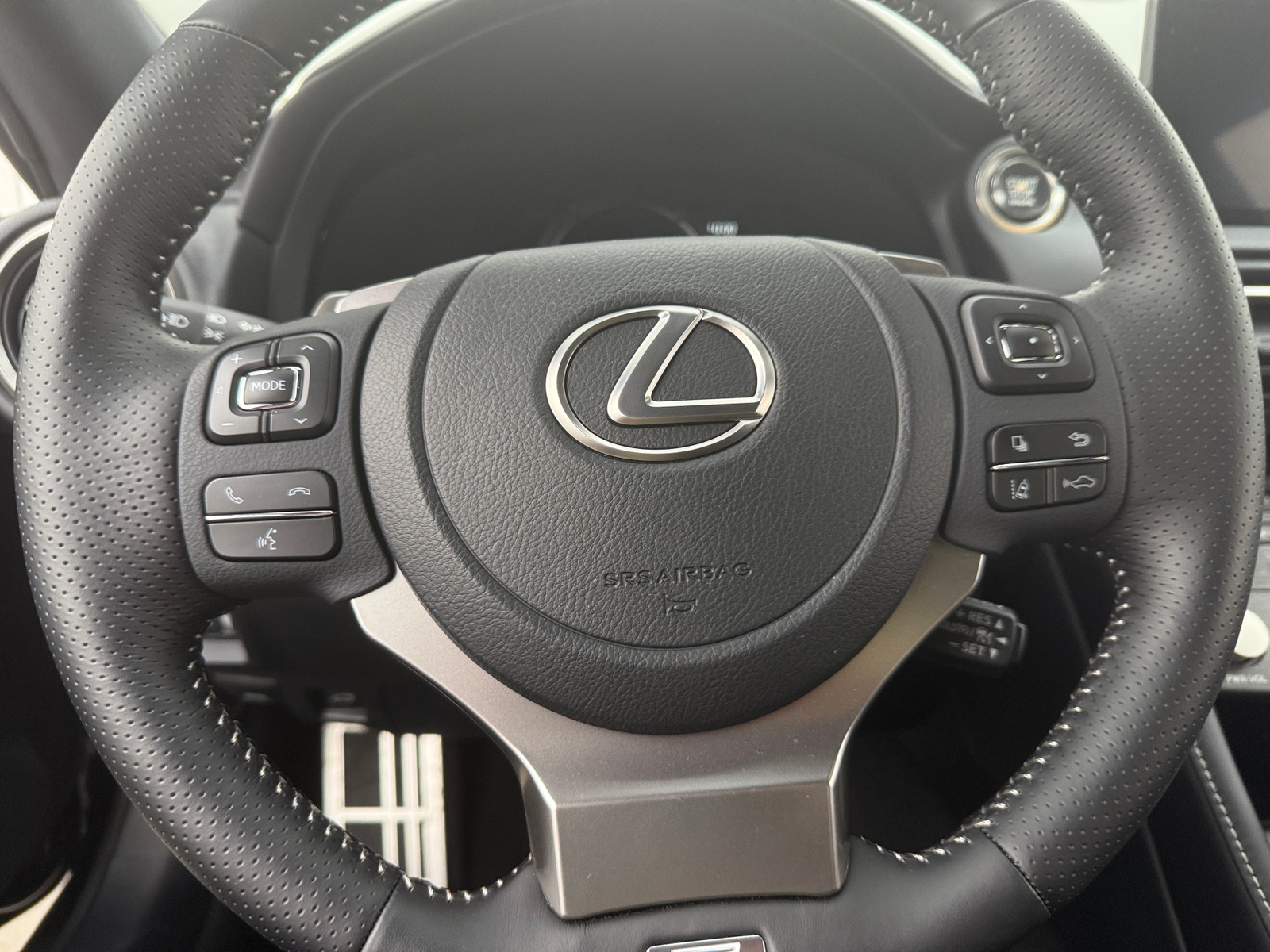Thumbnail: 2024 Lexus RC - 3