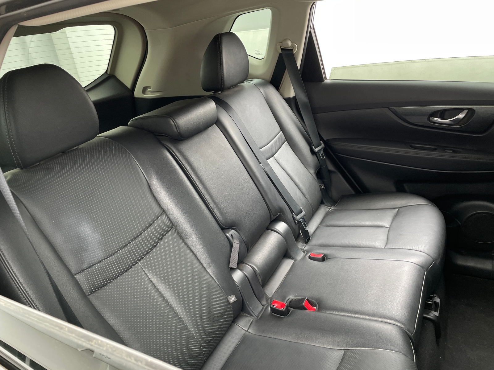 Thumbnail: 2016 Nissan Rogue - 5