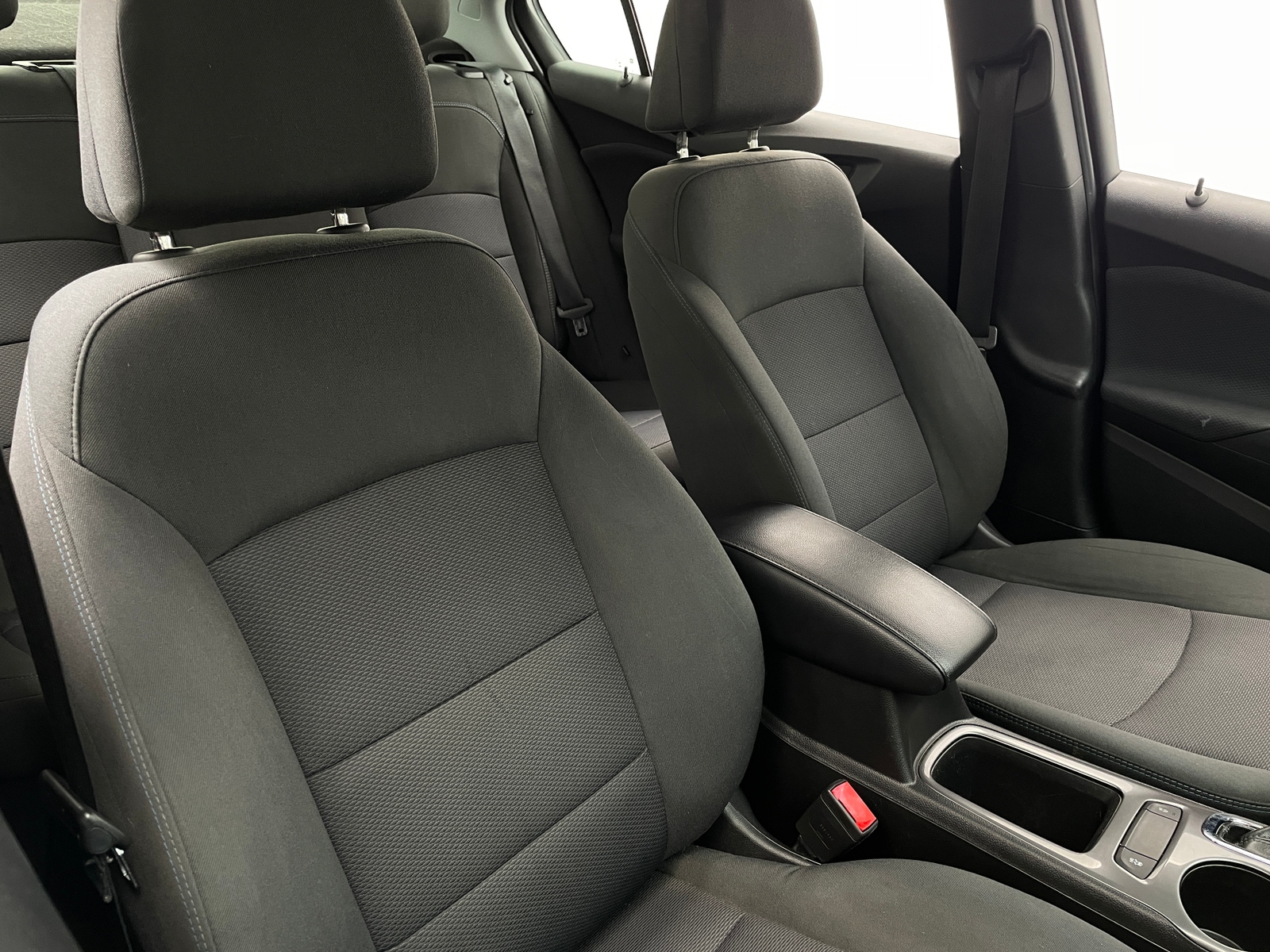 Thumbnail: 2019 Chevrolet Cruze - 2
