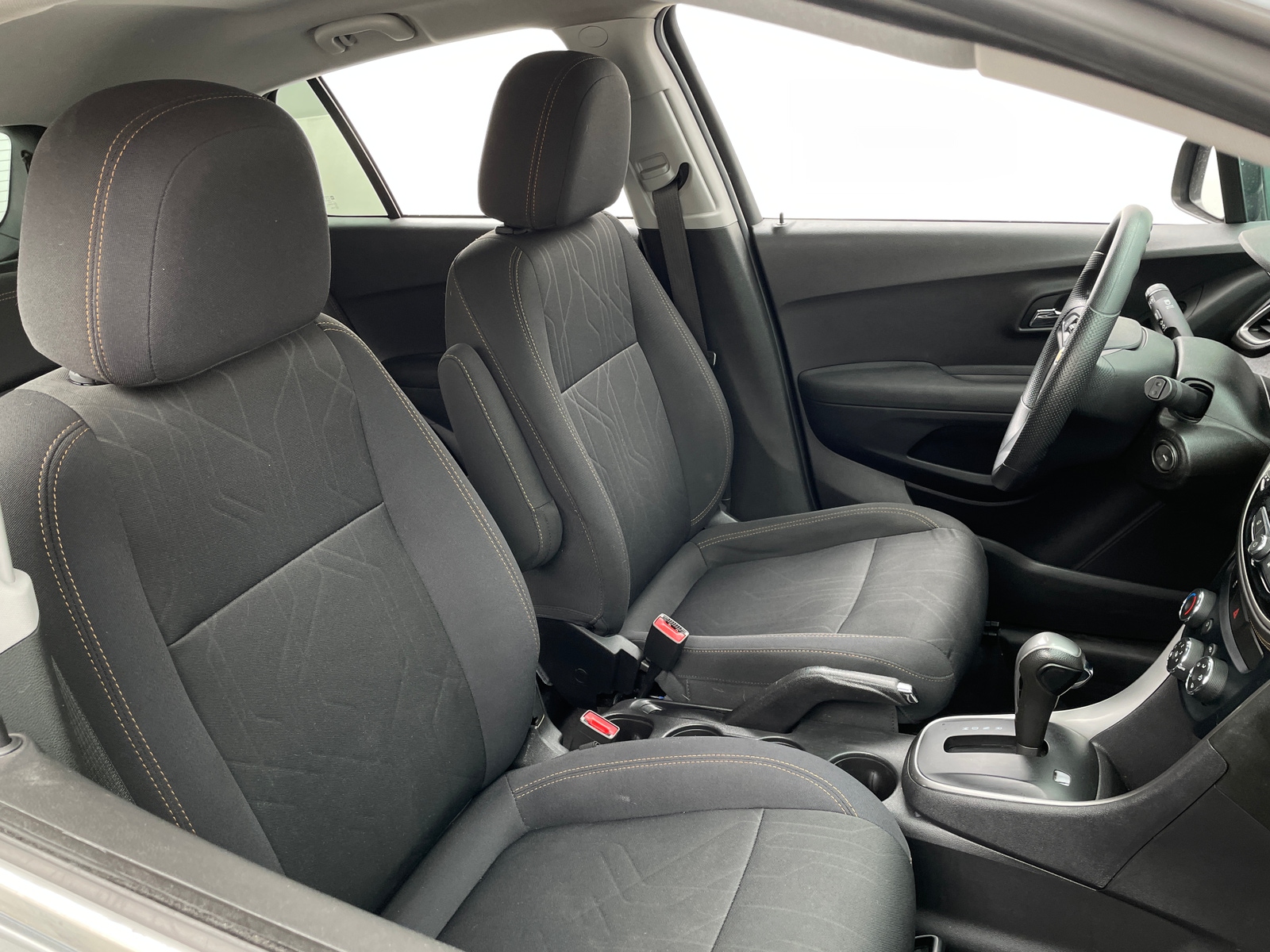 Thumbnail: 2020 Chevrolet Trax - 2