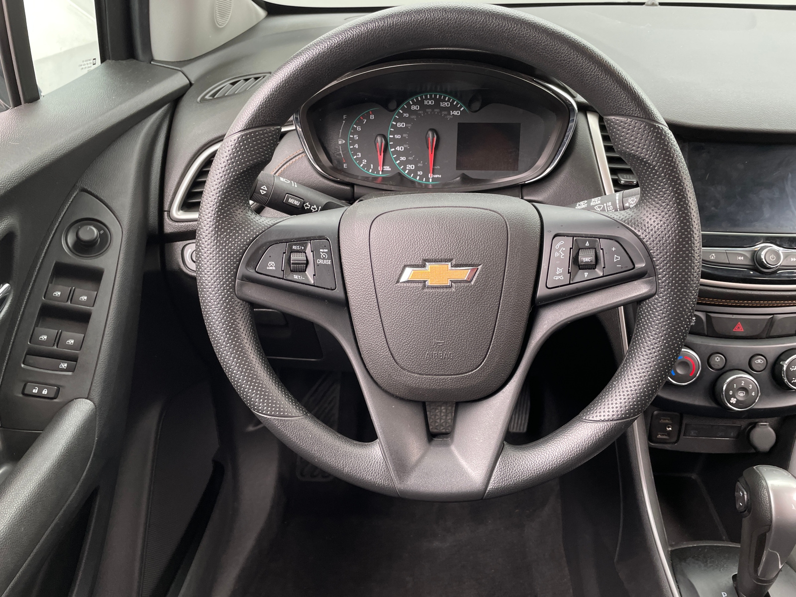 Thumbnail: 2020 Chevrolet Trax - 5