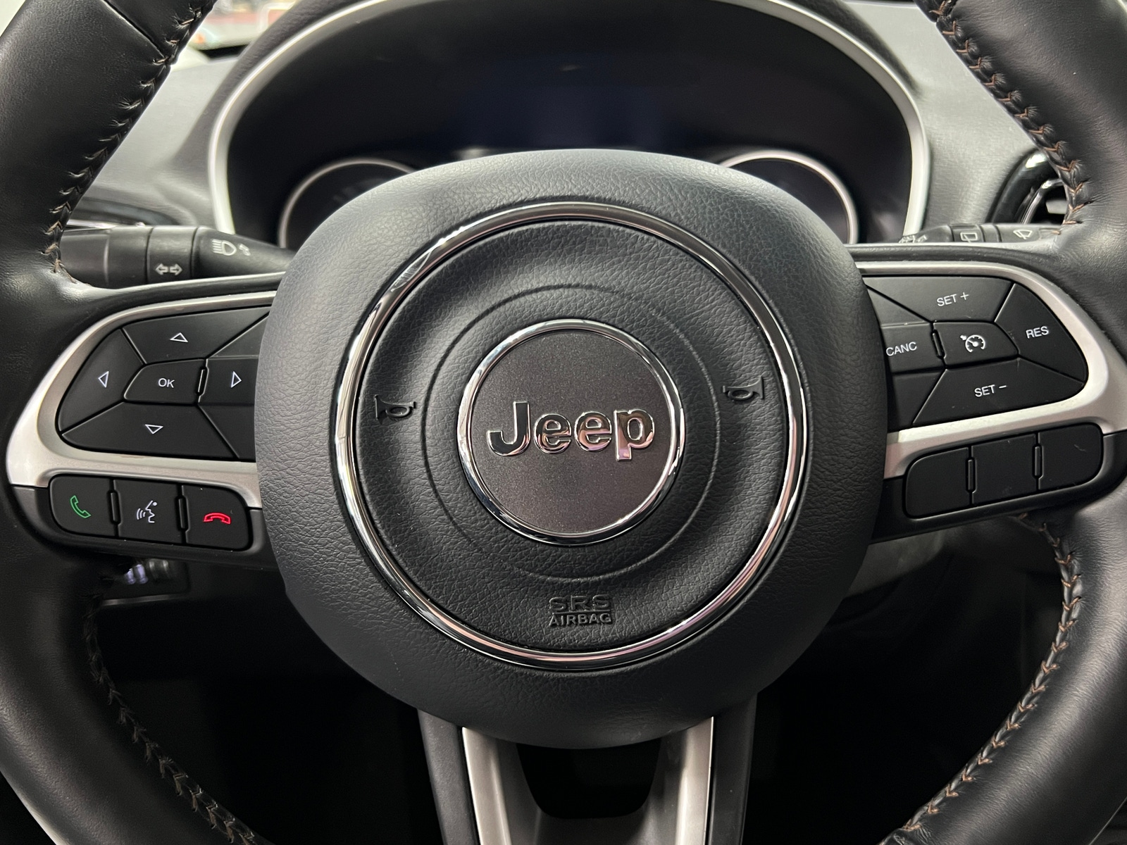 Thumbnail: 2018 Jeep Compass - 4