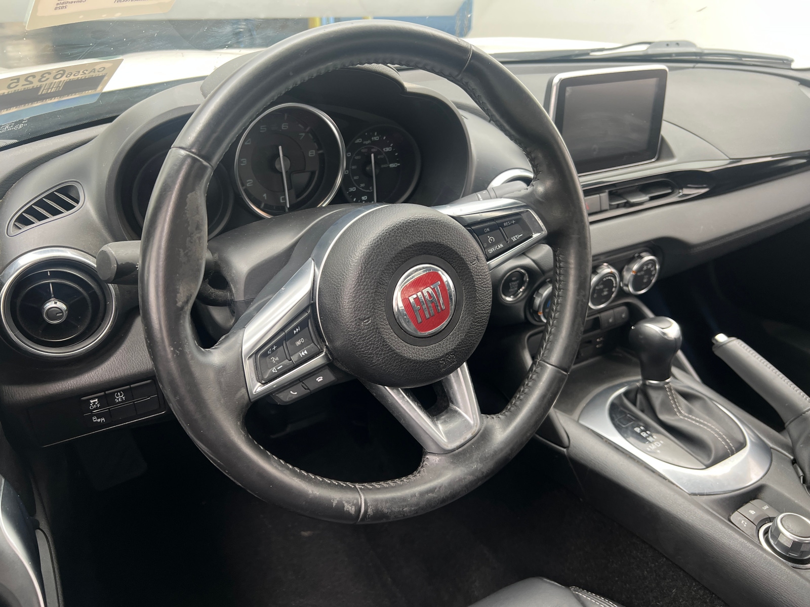 Thumbnail: 2020 Fiat 124 Spider - 4