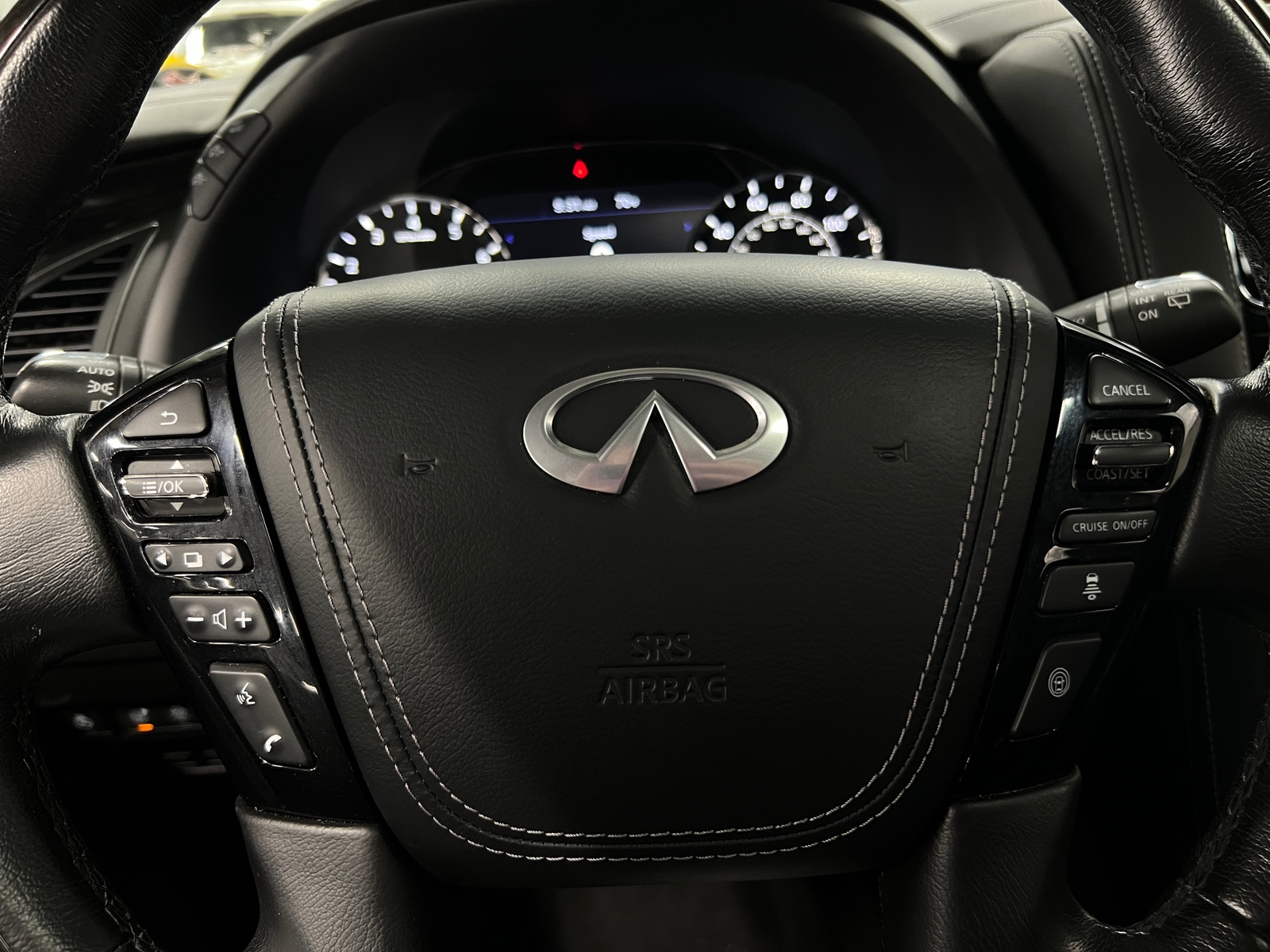 Thumbnail: 2020 INFINITI QX80 - 4
