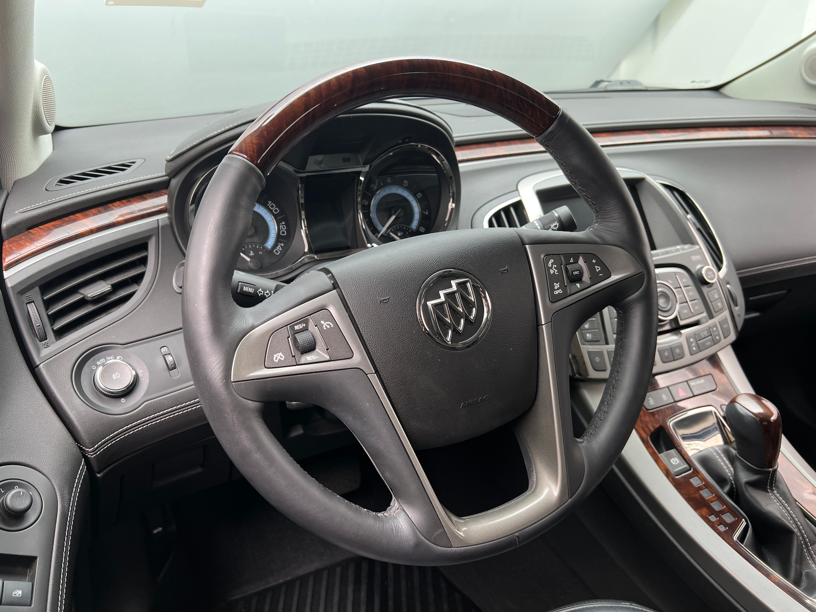 Thumbnail: 2011 Buick LaCrosse - 4