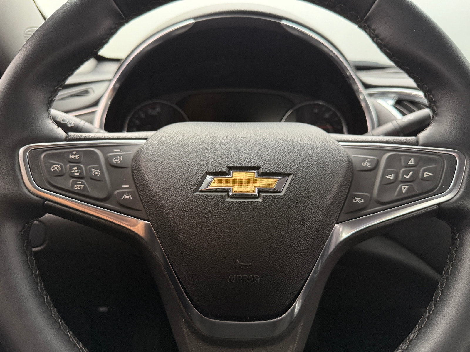 Thumbnail: 2024 Chevrolet Malibu - 4