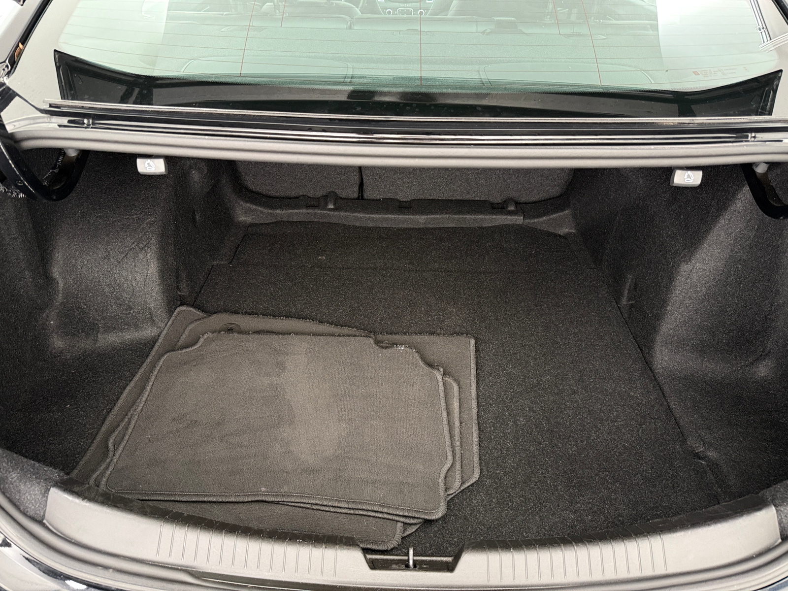 Thumbnail: 2024 Chevrolet Malibu - 6