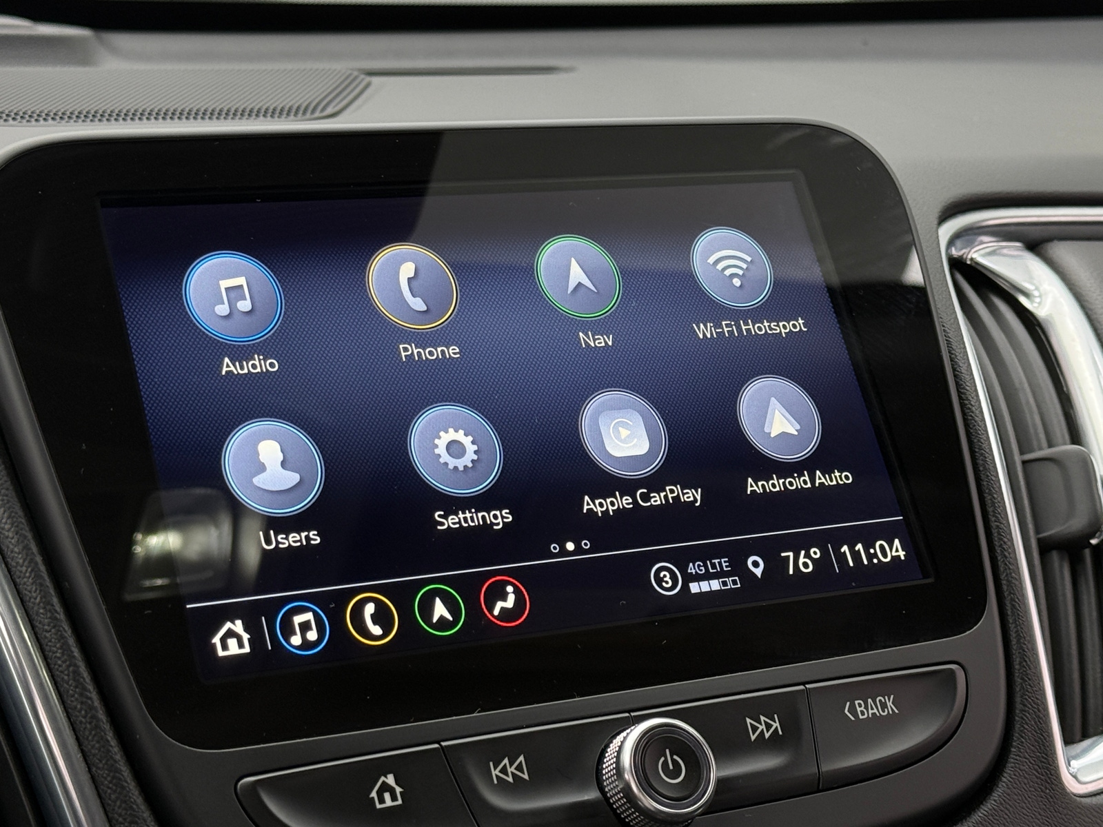 Thumbnail: 2024 Chevrolet Malibu - 3