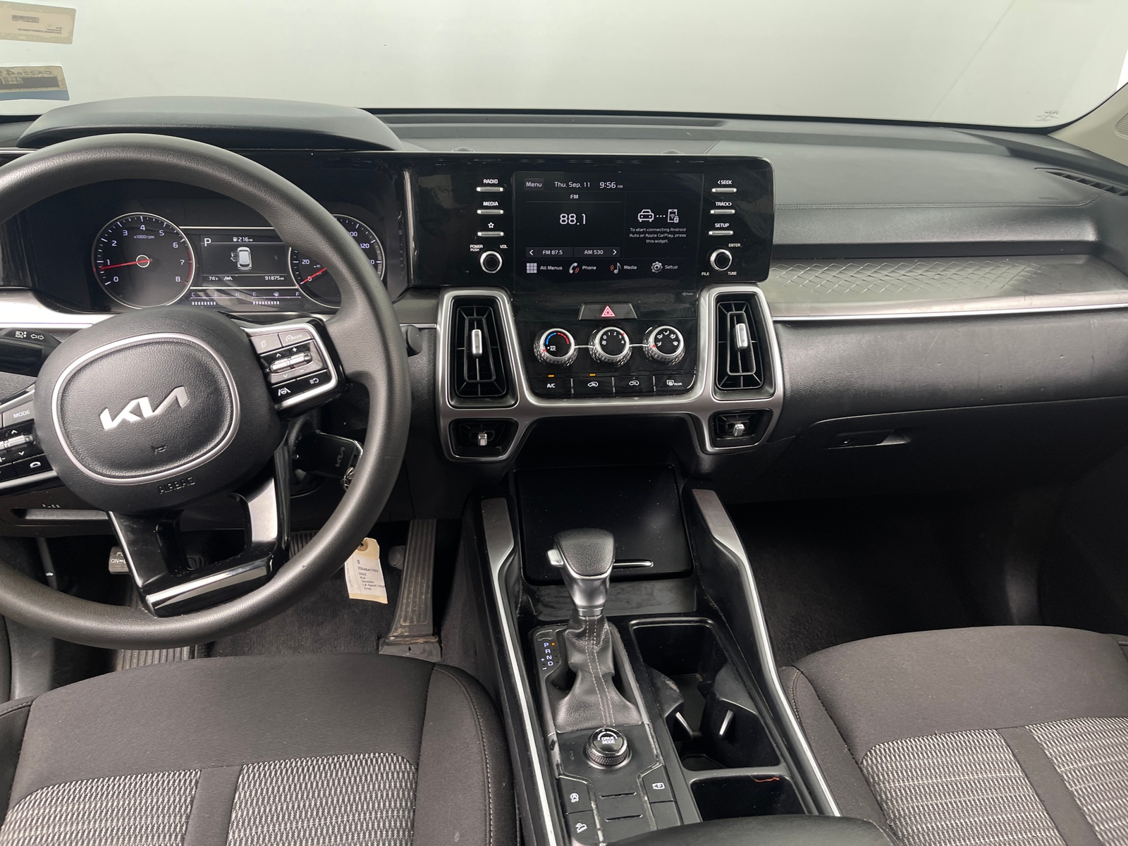 Thumbnail: 2022 Kia Sorento - 3