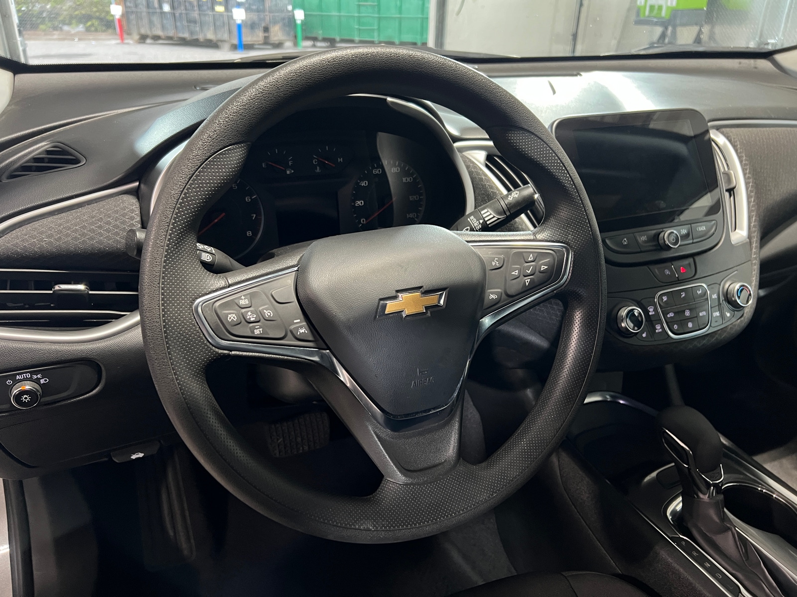 Thumbnail: 2023 Chevrolet Malibu - 5