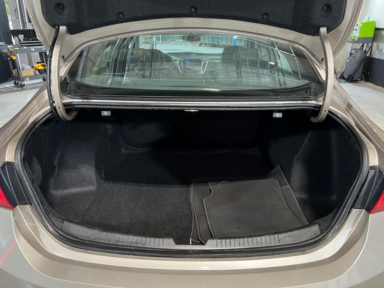 Thumbnail: 2023 Chevrolet Malibu - 7