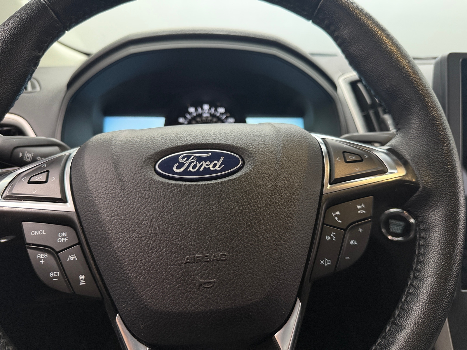 Thumbnail: 2024 Ford Edge - 4
