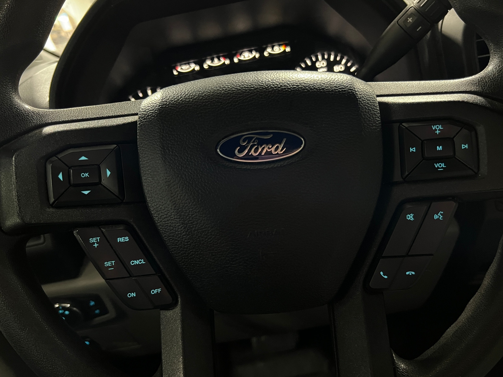 Thumbnail: 2020 Ford Econoline - 5