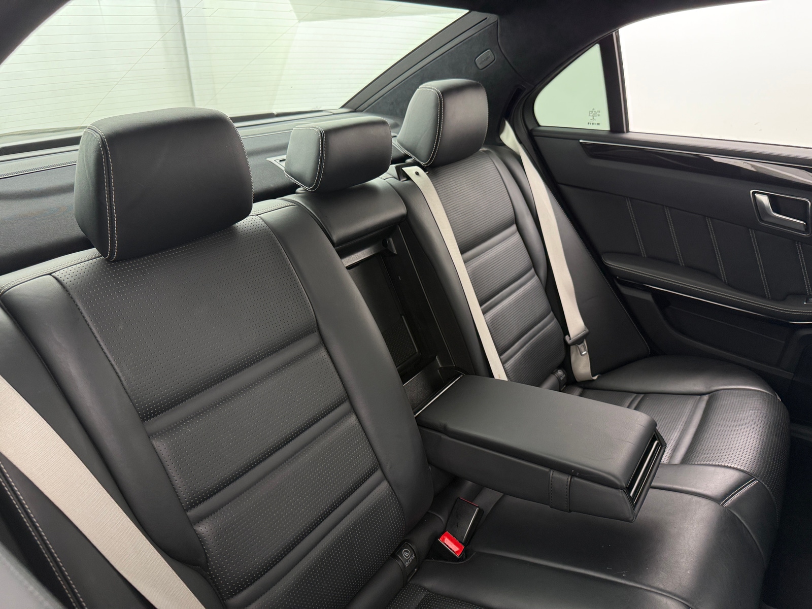 Thumbnail: 2014 Mercedes-Benz E-Class - 5