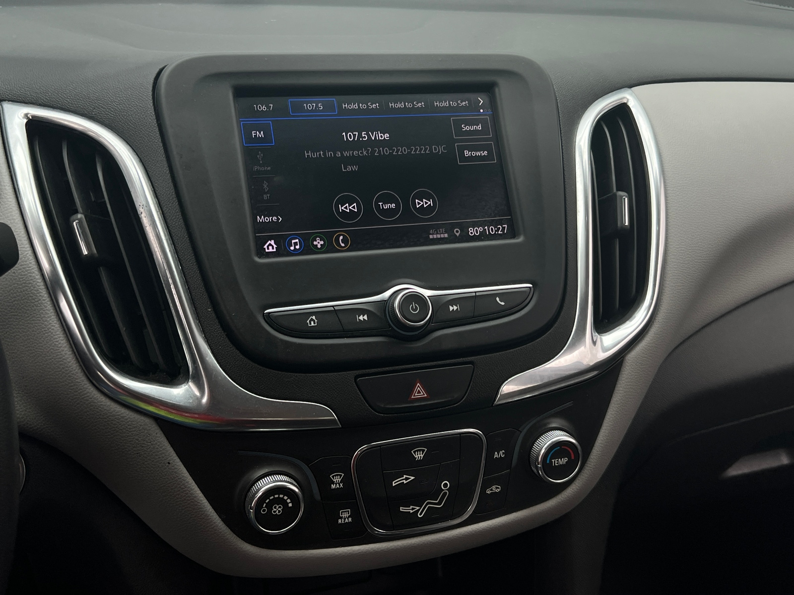 Thumbnail: 2021 Chevrolet Equinox - 4