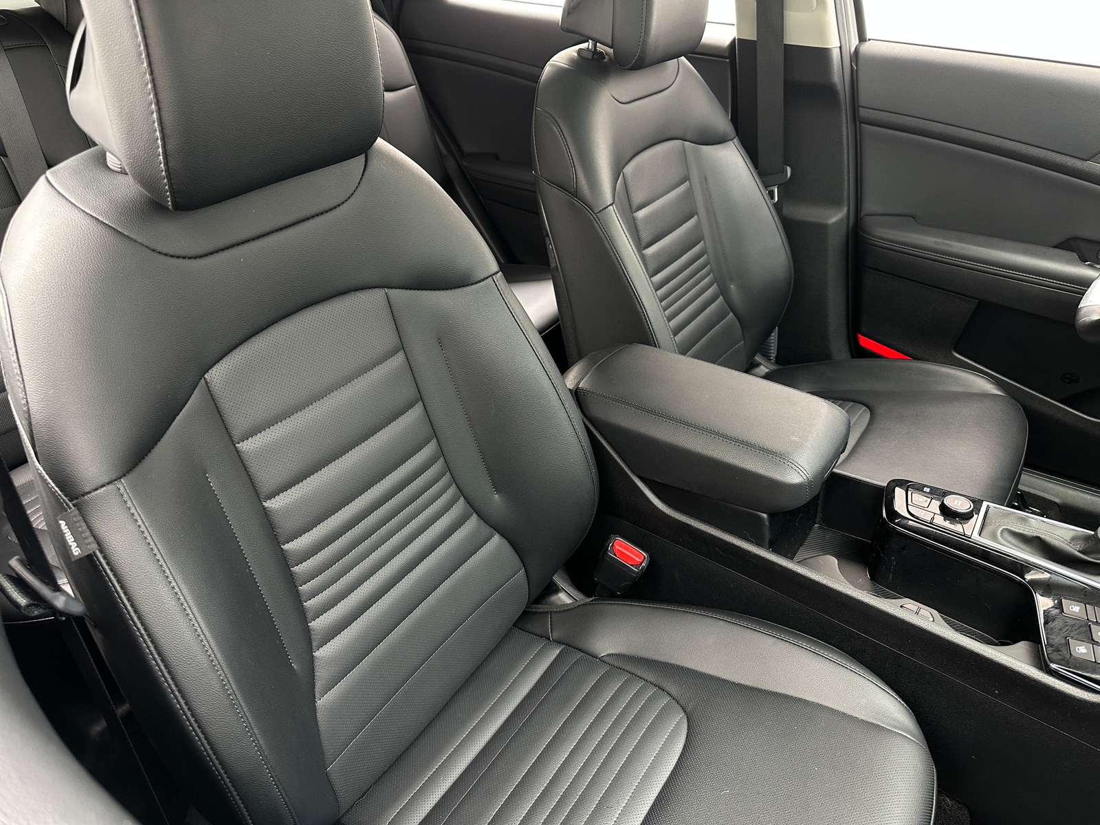 Thumbnail: 2023 Kia Sportage - 2