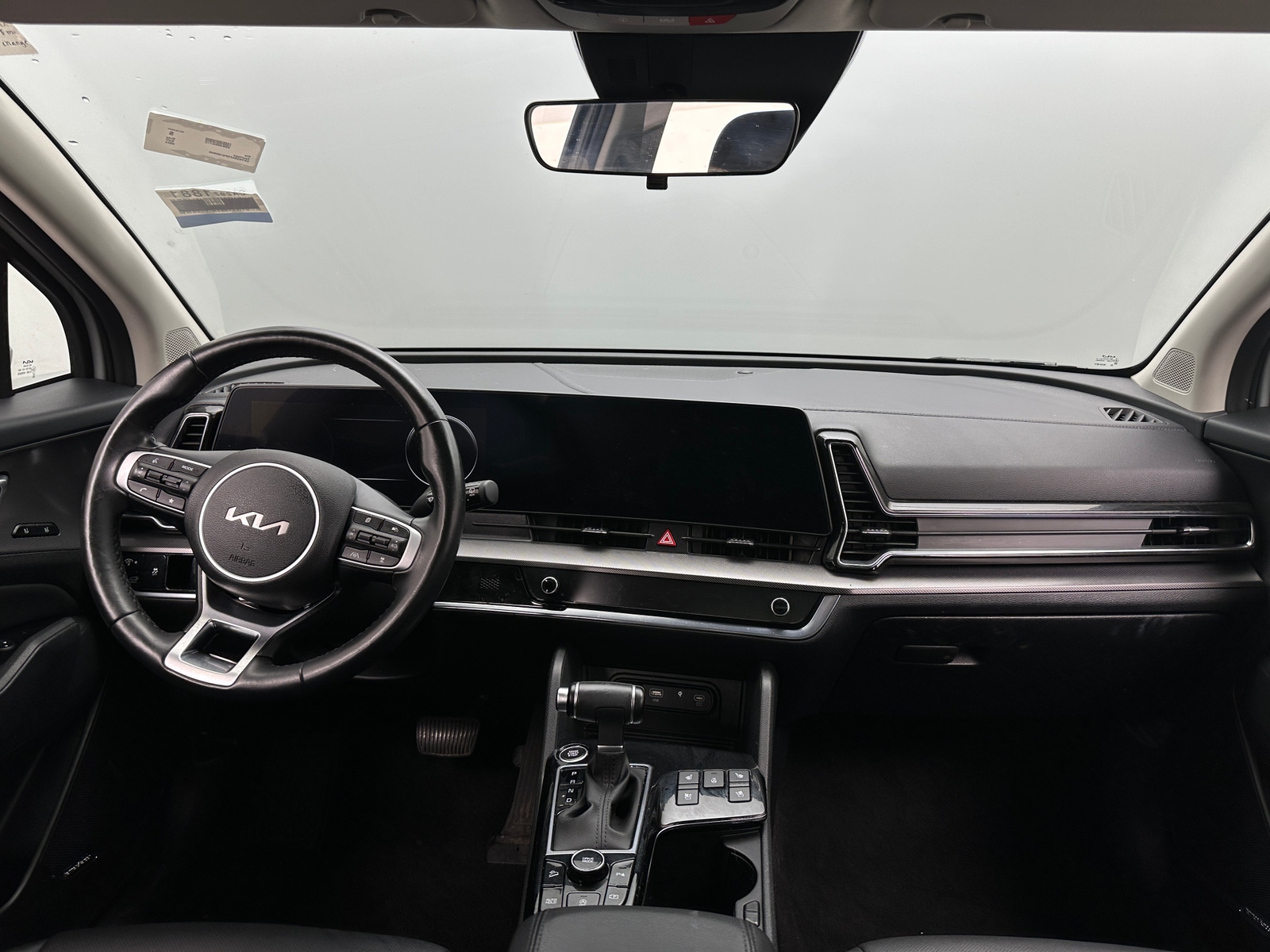 Thumbnail: 2023 Kia Sportage - 3