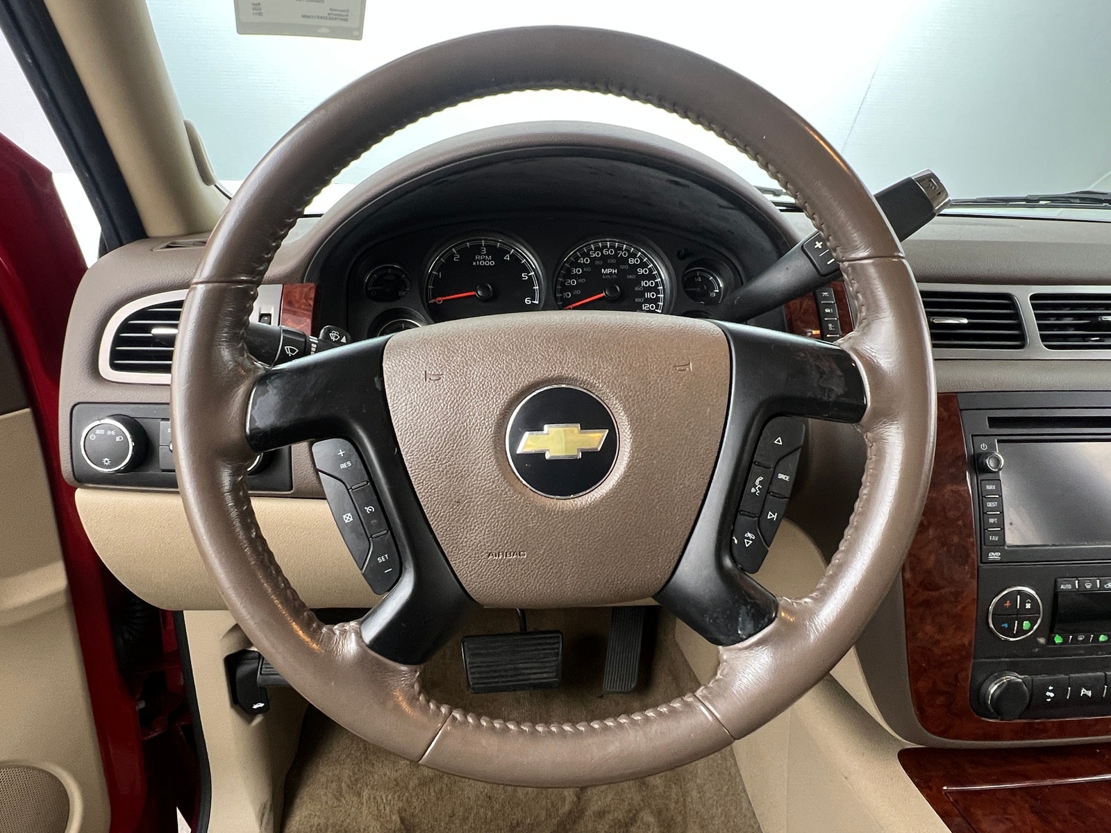 Thumbnail: 2011 Chevrolet Avalanche 1500 - 4