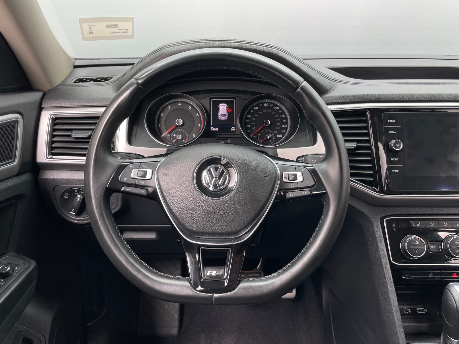 Thumbnail: 2018 Volkswagen Atlas - 4