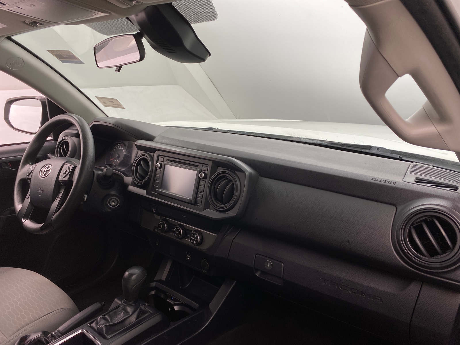 Thumbnail: 2019 Toyota Tacoma - 3