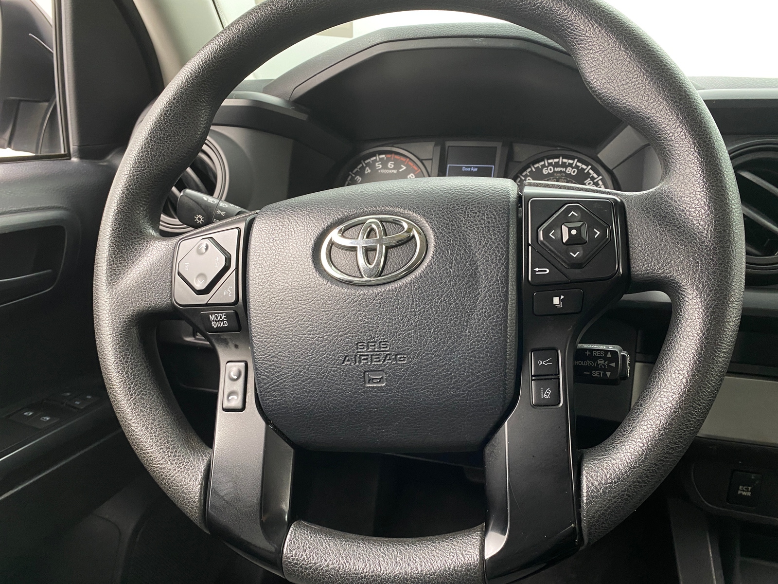 Thumbnail: 2019 Toyota Tacoma - 5