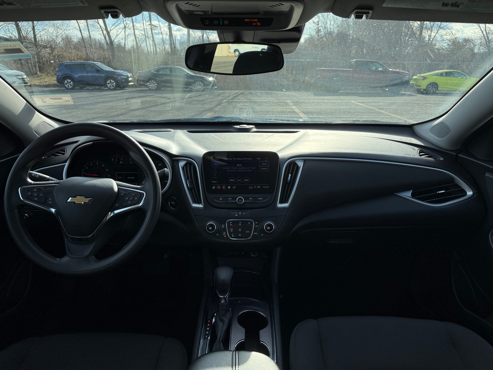 Thumbnail: 2023 Chevrolet Malibu - 3