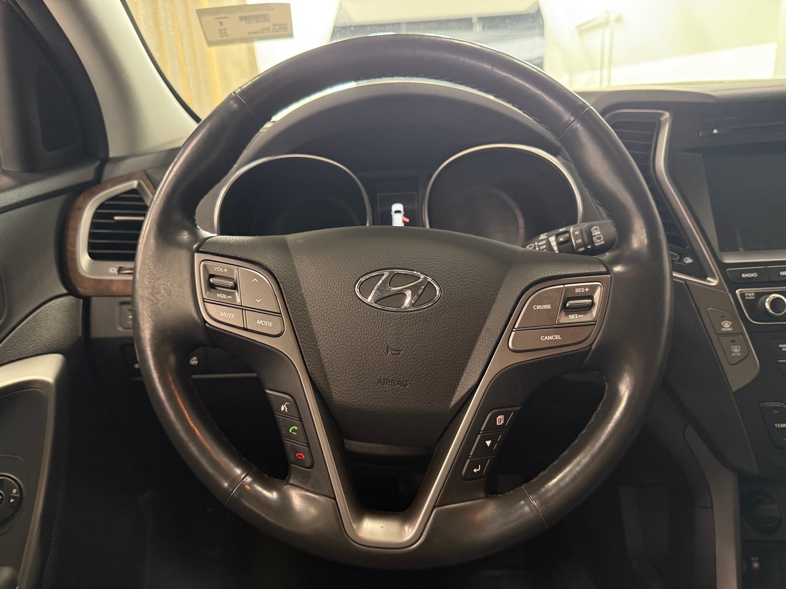Thumbnail: 2018 Hyundai Santa Fe - 4