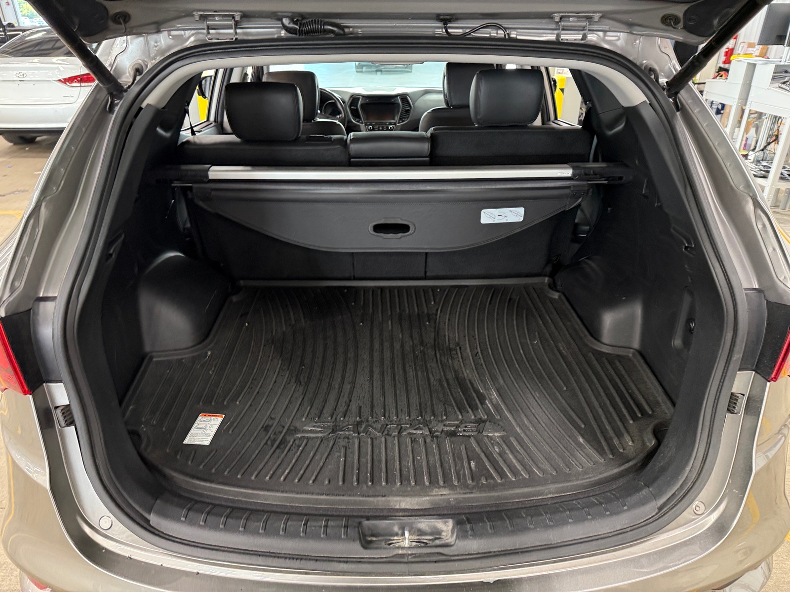 Thumbnail: 2018 Hyundai Santa Fe - 6