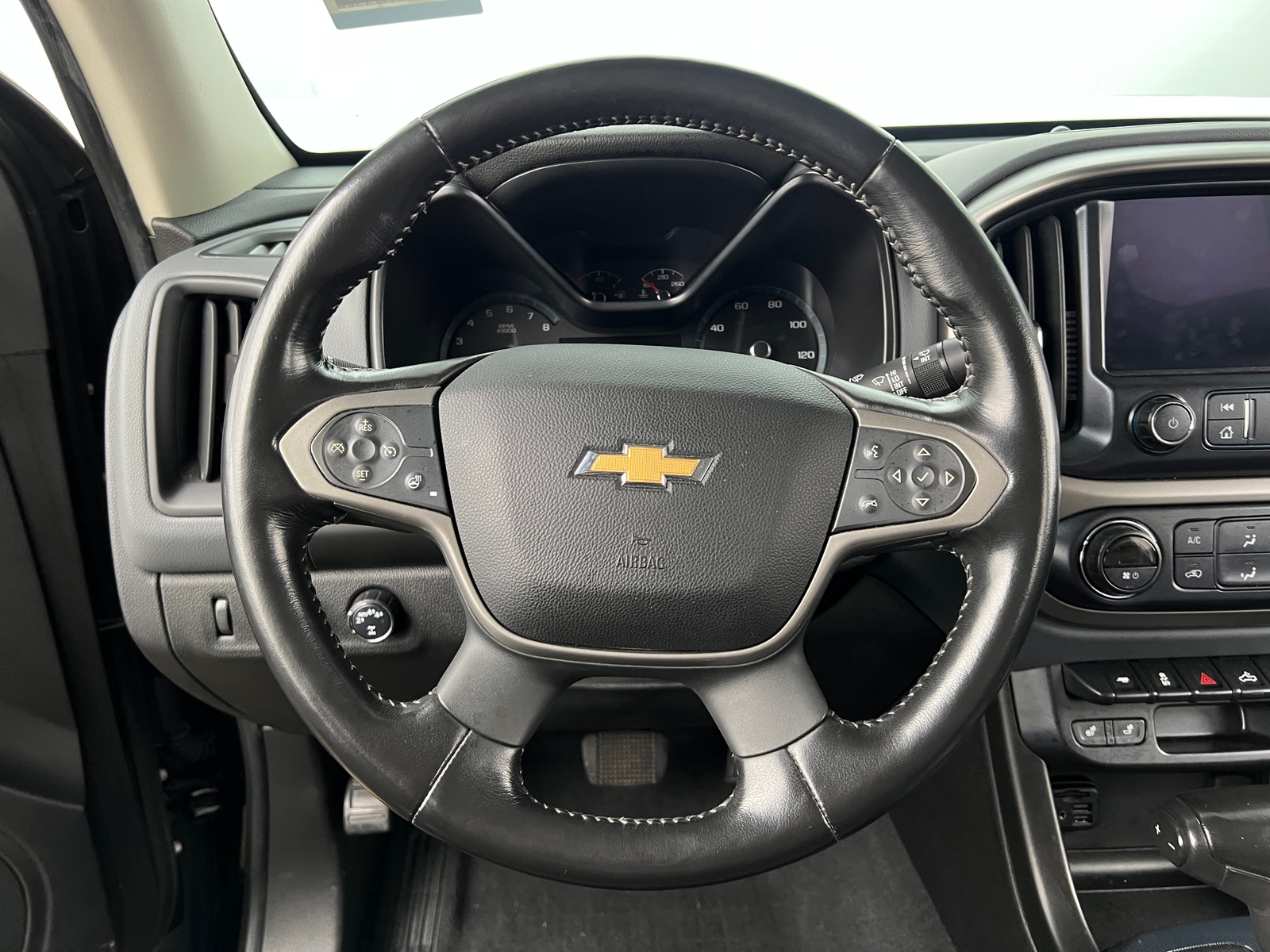 Thumbnail: 2019 Chevrolet Colorado - 4