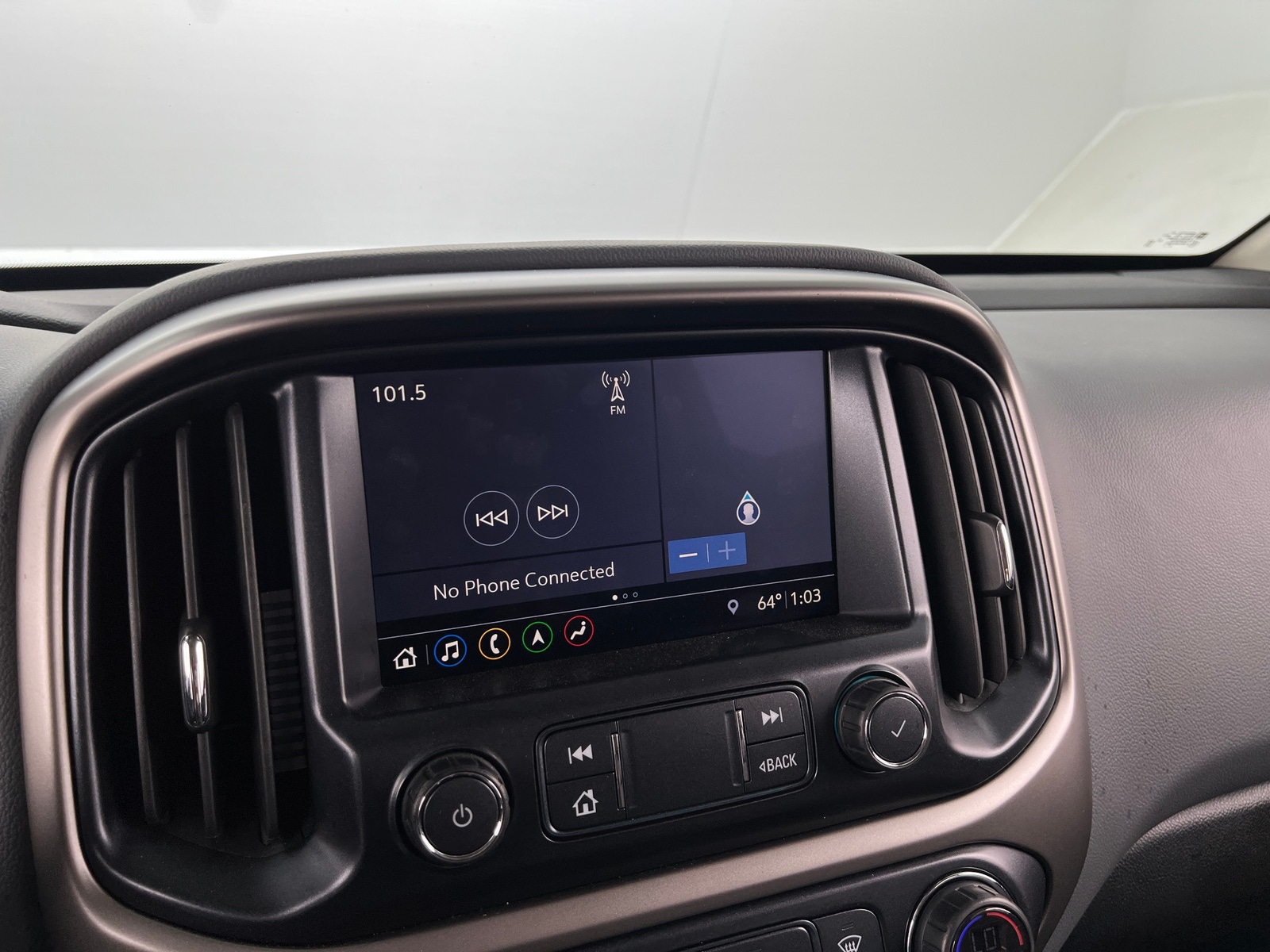 Thumbnail: 2019 Chevrolet Colorado - 3