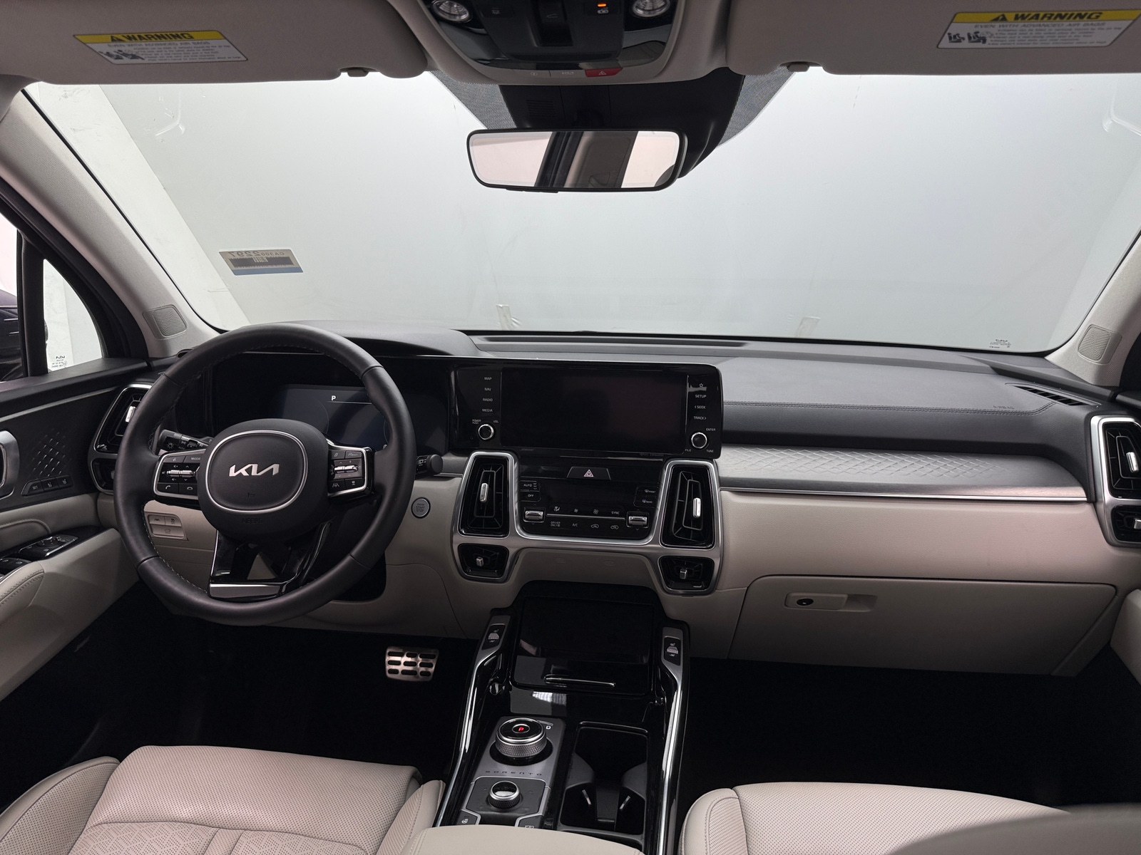 Thumbnail: 2023 Kia Sorento - 2