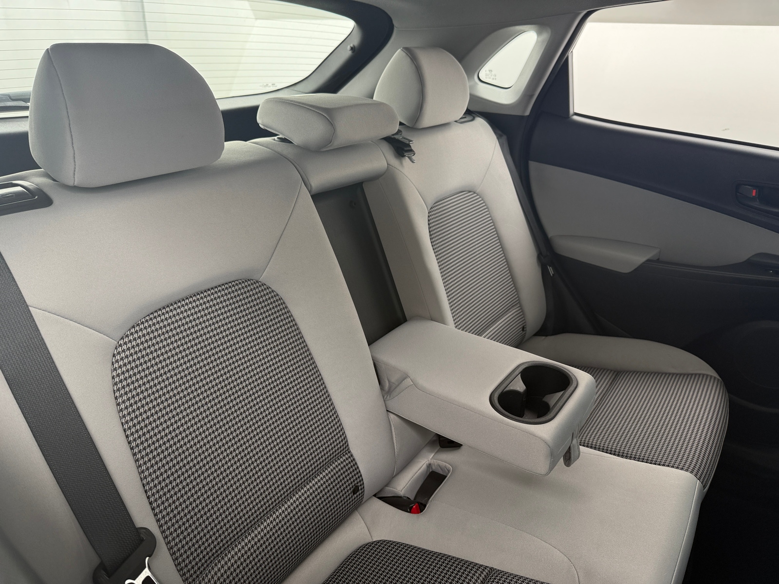 Thumbnail: 2022 Hyundai Kona - 6