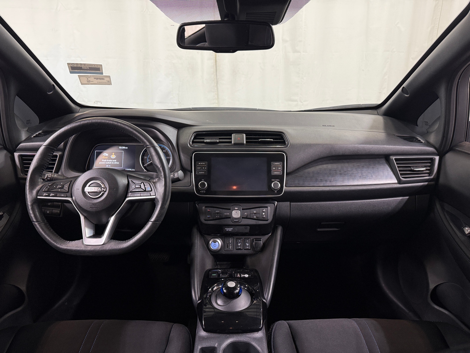 Thumbnail: 2023 Nissan Leaf - 3