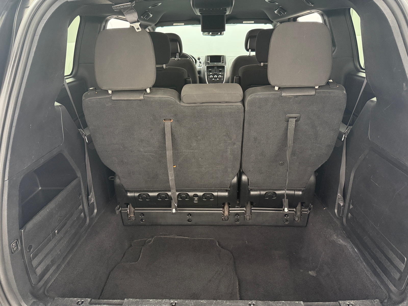 Thumbnail: 2017 Dodge Grand Caravan - 7