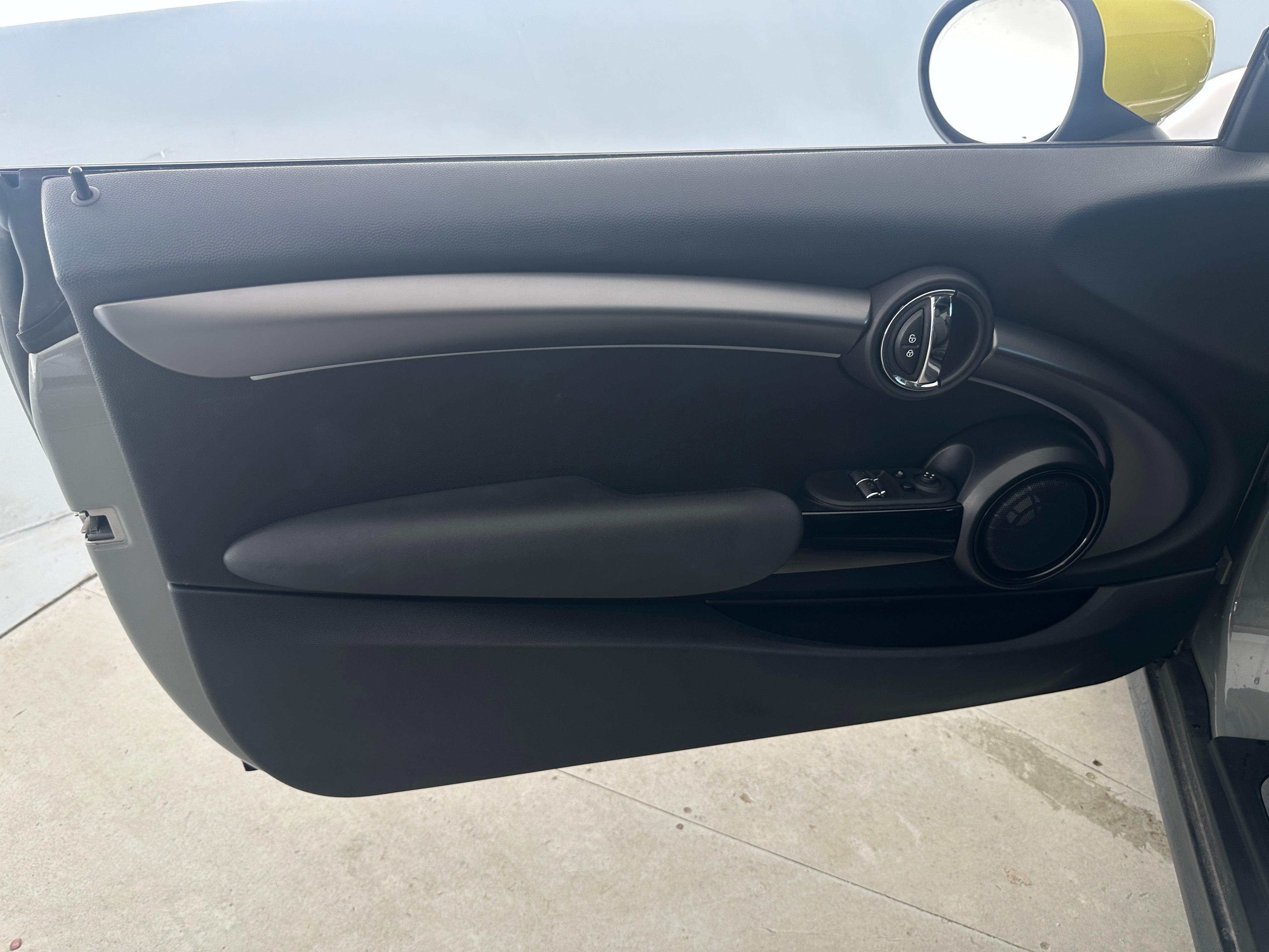 Used 2023 MINI Hardtop 2 Door SE with VIN WMW13DJ0XP2T31231 for sale in Auburn, WA