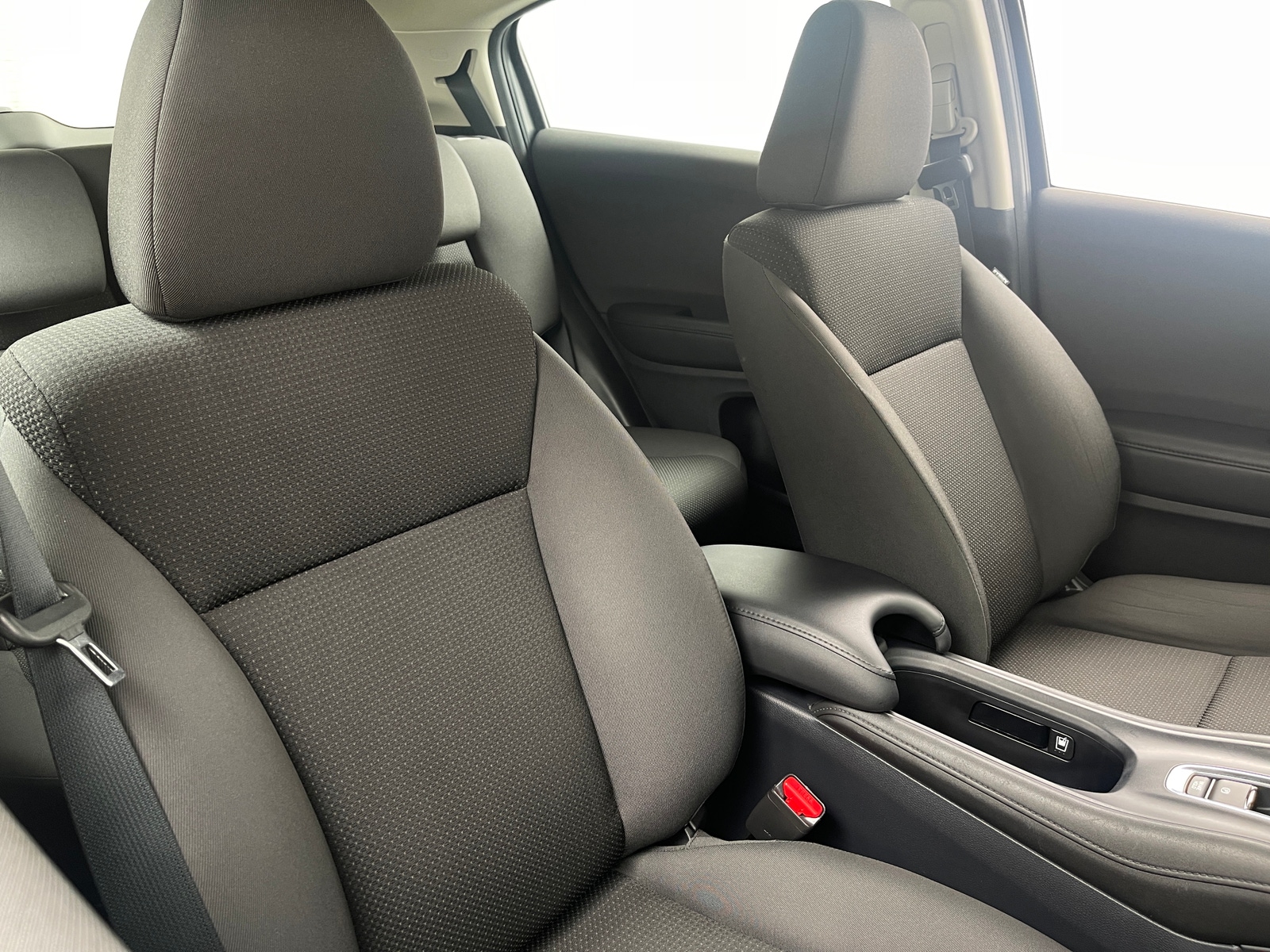 Thumbnail: 2019 Honda HR-V - 2