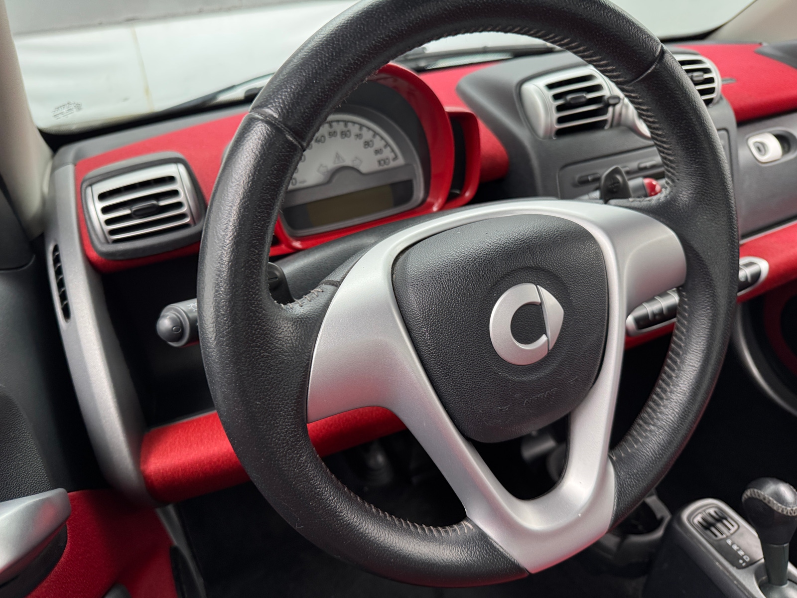 Thumbnail: 2010 smart fortwo - 5