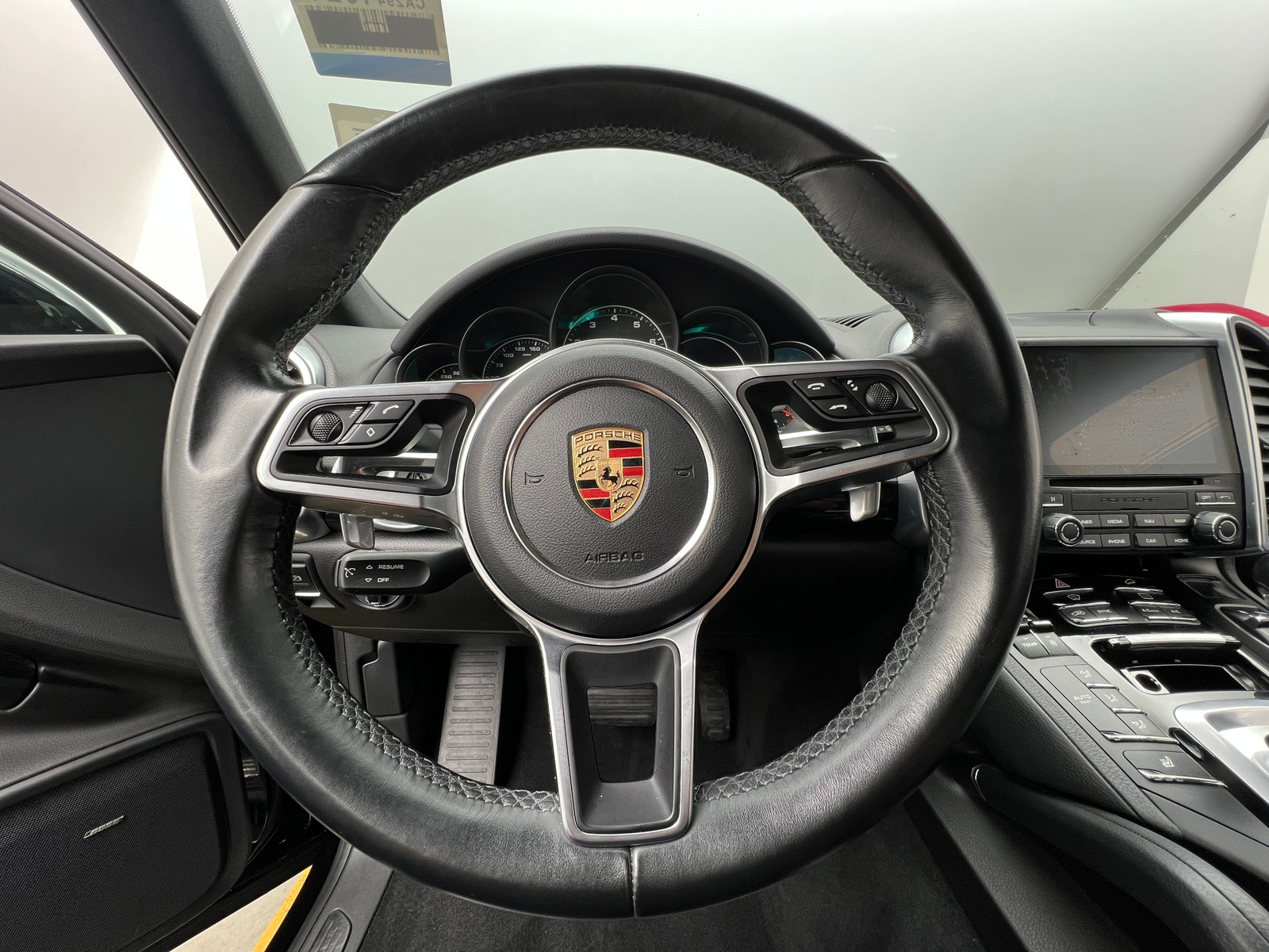 Thumbnail: 2017 Porsche Cayenne - 4
