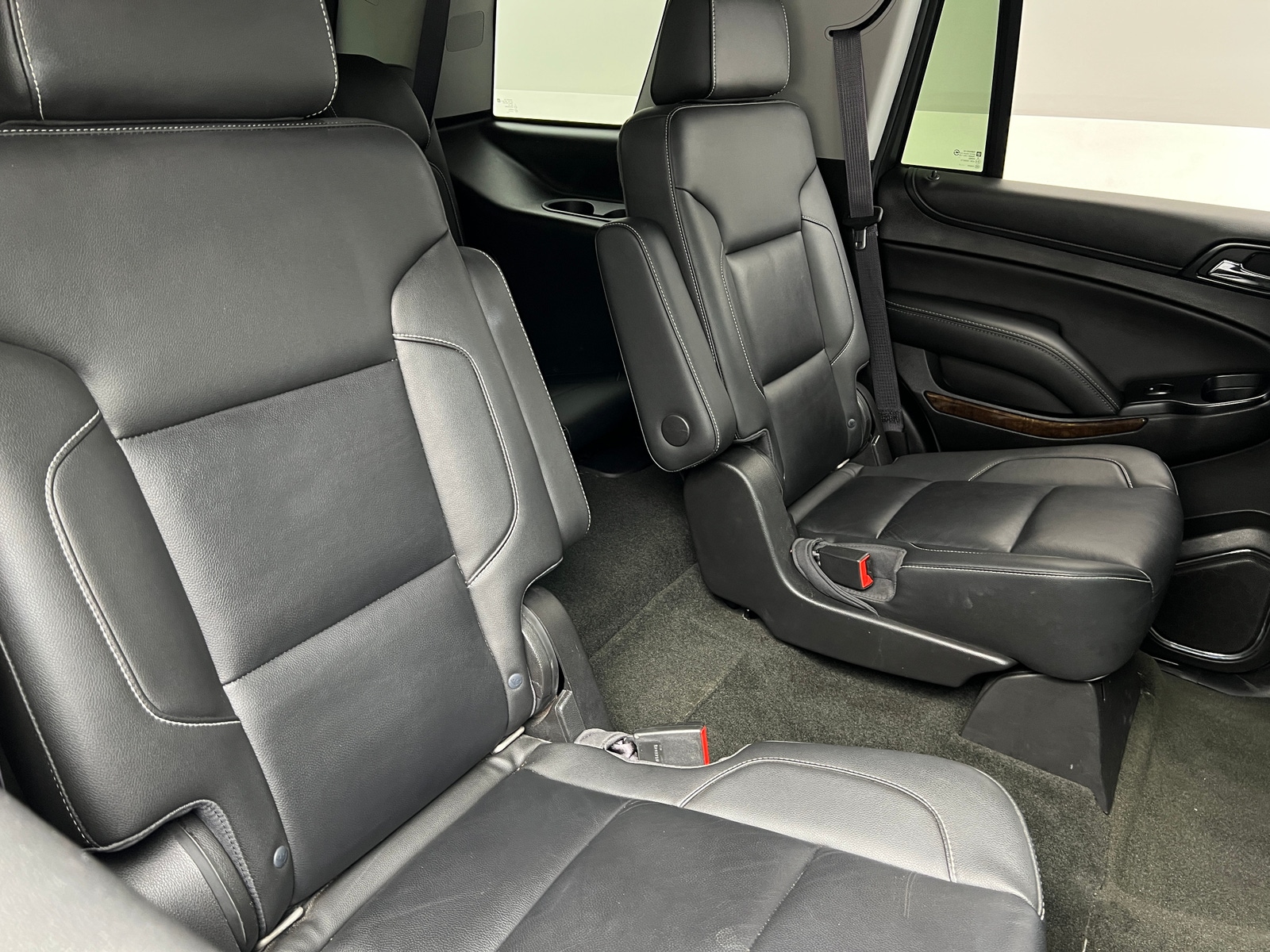 Thumbnail: 2017 Chevrolet Tahoe - 5